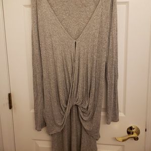 Long sleeved, long top